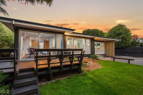 55A Aorangi Road, Bryndwr, Christchurch