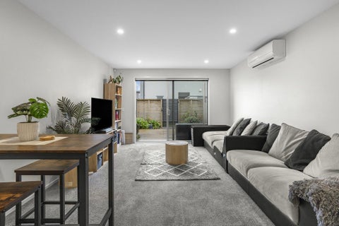 24A Barber Grove, Moera, Lower Hutt