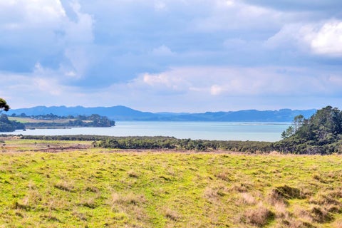 143D Tuparekura Road, Helensville