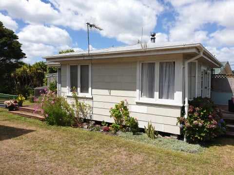 32 James Mcleod Road, Helensville