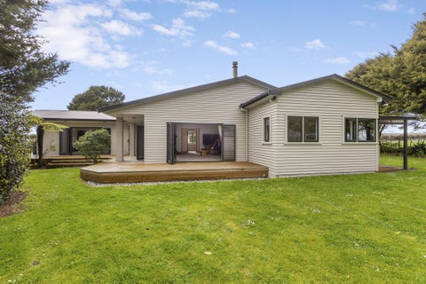 300 Awai Road, Tarurutangi, New Plymouth