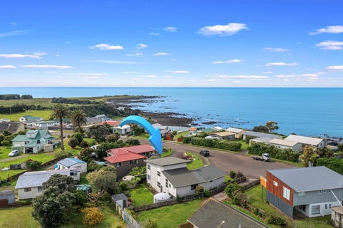 42 Otutehapari Road, Waihau Bay, Te Kaha