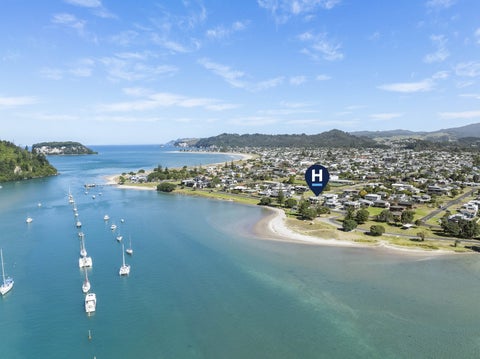 301 Beach Road, Whangamatā