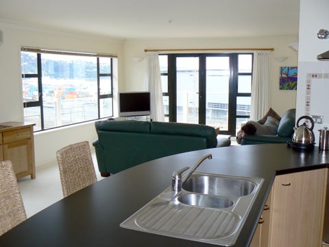 5/125 Thorndon Quay, Pipitea, Wellington