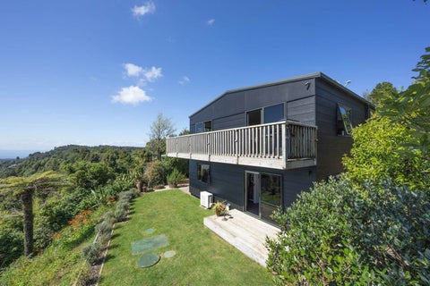 5 Brabant Road, Waiatarua, Auckland