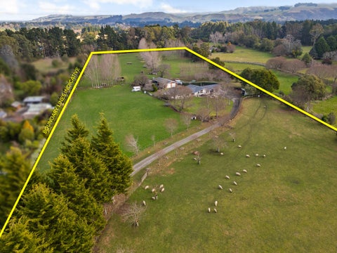 565 Upper Plain Road, Upper Plain