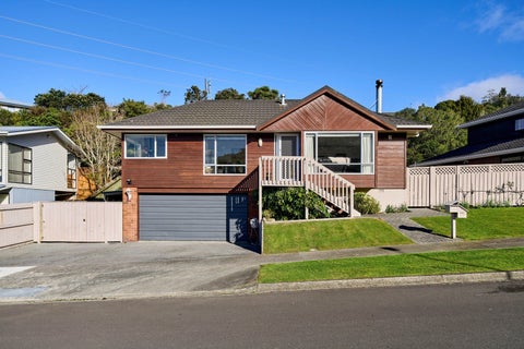 147 Tirohanga Road, Tirohanga, Lower Hutt