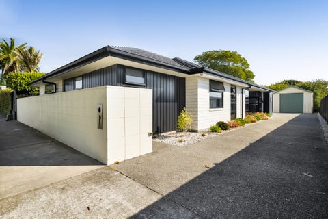 8 Clinton Street, Fitzroy, New Plymouth