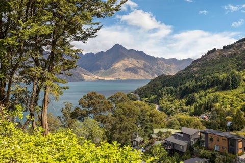 30A MacKinnon Terrace, Sunshine Bay, Queenstown
