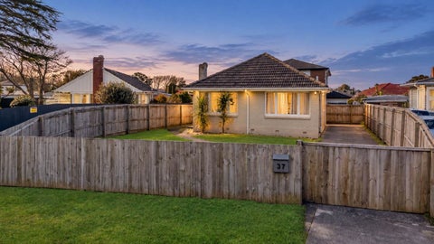 37 Hallberry Road, Mangere East, Auckland
