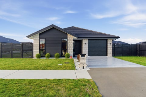 12 Collisson Street, Leeston, Leeston
