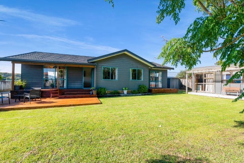 28B Poplar Grove, Whalers Gate, New Plymouth