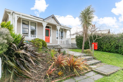 32 Eden Street, Island Bay, Wellington