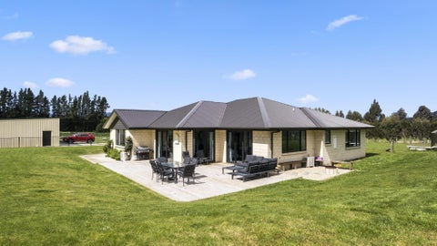 30 Tara Hills Drive, North Taieri, Mosgiel
