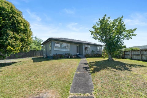 30 Staverton Crescent, Mangere, Auckland