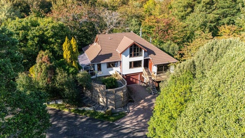 21B Sequoia Grove, Merrilands, New Plymouth