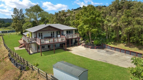 229 Skyhigh Road, Papakura