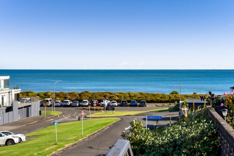 1 McLean Street, Strandon, New Plymouth