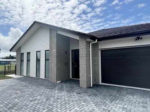 59 Kaurinui Crescent, One Tree Point