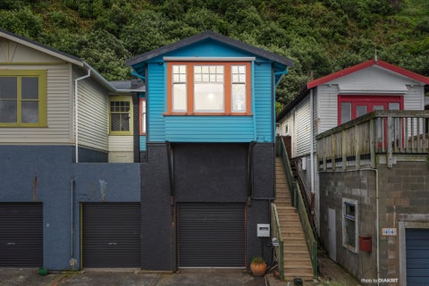 406 Queens Drive, Lyall Bay, Wellington