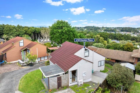 1/19 Deodar Place, Totara Heights, Auckland