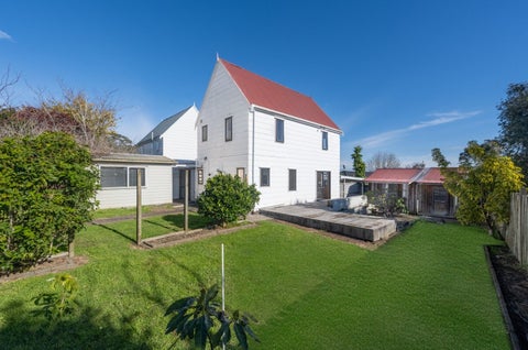 Image 1 of 1