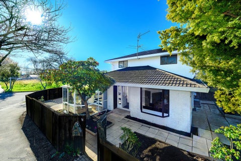 1/6 KENT LODGE AVENUE, Avonhead, Christchurch