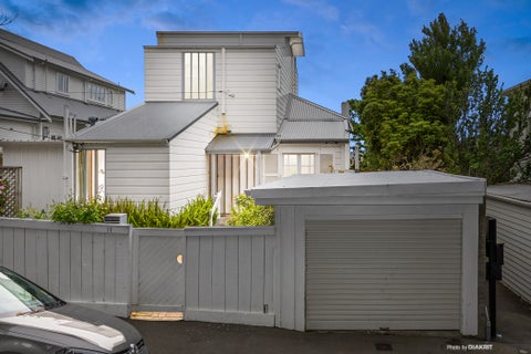 19 Talavera Terrace, Kelburn, Wellington