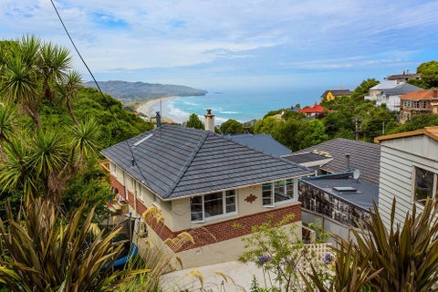 143 Ravenswood Road, Saint Clair, Dunedin
