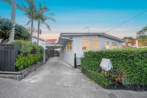 6 Myrtle Street, Morningside, Auckland