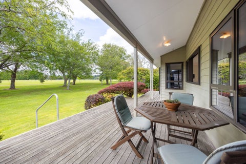 8A Rimmington Drive, Hamilton Lake, Hamilton
