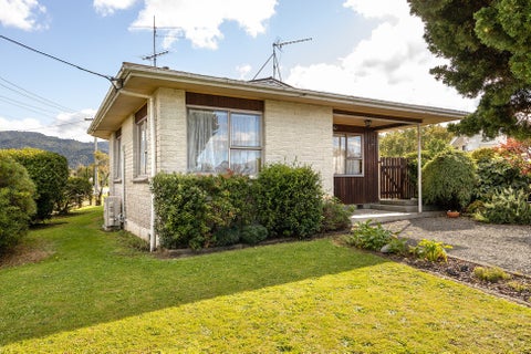 34 Wallace Street, Featherston