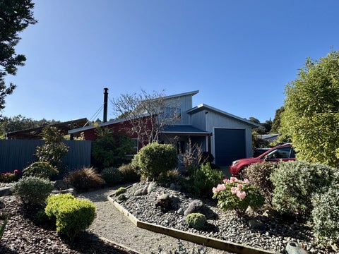 14 Butlers Road, Hokitika