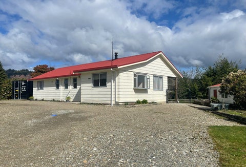 31 Coal Street, Reefton, Reefton