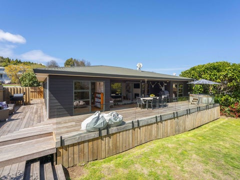 40 Arrowsmith Avenue, Waipahihi, Taupo