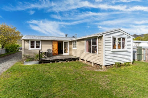 7 Dobson Street, Otematata, Otematata