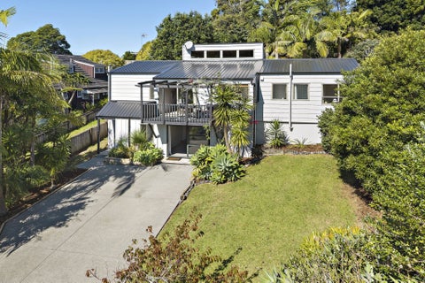 22 Elmira Place, Browns Bay, Auckland