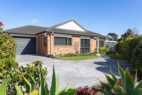 3/47 Shakespeare Road, Milford, Auckland