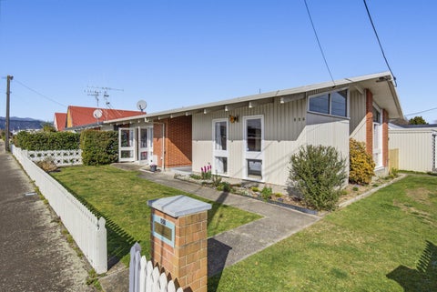 556 Queen Street East, Levin, Levin