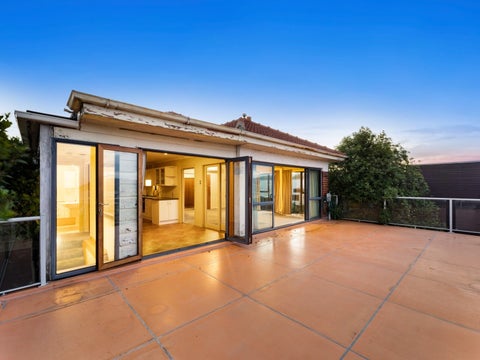 58 Earls Road, Saint Clair, Dunedin