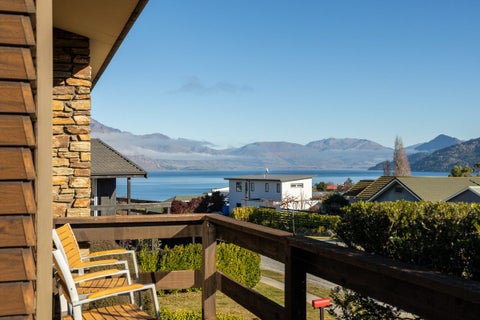 9 Oregon Drive, Kelvin Heights, Queenstown