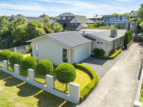 12 Kurupae Road, Hilltop, Taupo