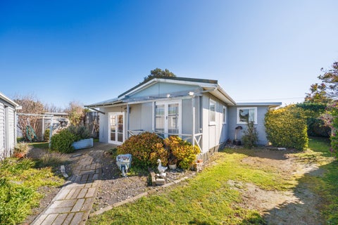 12 Beach Street, Tangimoana, Tangimoana