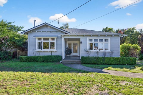 8 College Street, Masterton