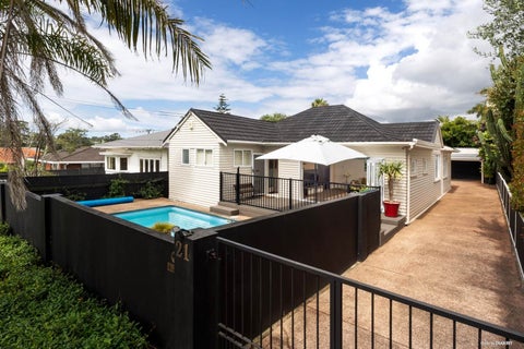 21 Edgars Road, Westmere, Auckland