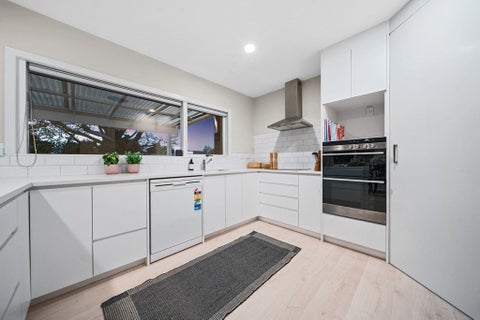 6 Youngs Road, Papakura, Papakura