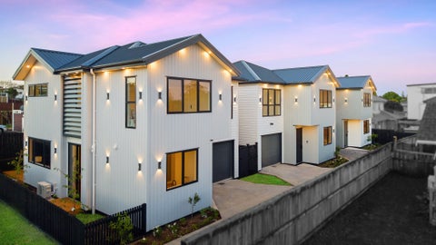 4 Chesley Place, Half Moon Bay, Auckland