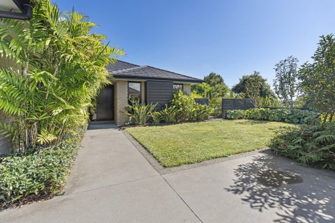 5 Cessna Lane, Glen Avon, New Plymouth
