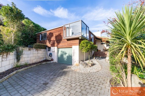 12 Raynbird Street, Company Bay, Dunedin