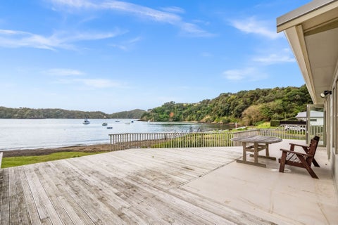 69 Pacific Bay Road, Tutukaka, Whangārei